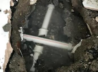 金山屯阳台漏水维修公司为您分享楼上楼下漏水怎么处理